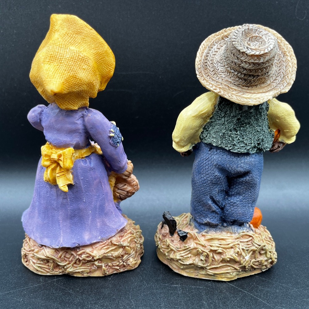 K's Collection Scarecrow-N-Straw Fall Harvest Resin Figurines Boy Girl Set 5" - Picture 3 of 8
